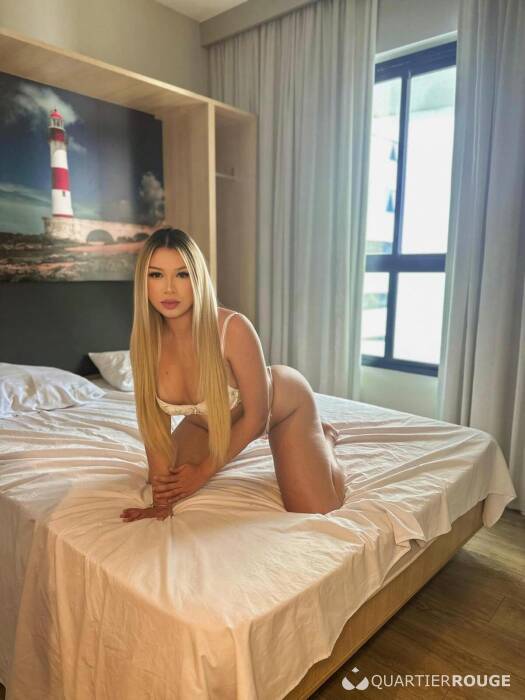 Sabrina chaude (Photo)