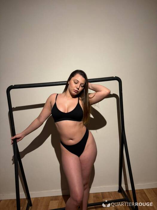 Cleo (Photo)