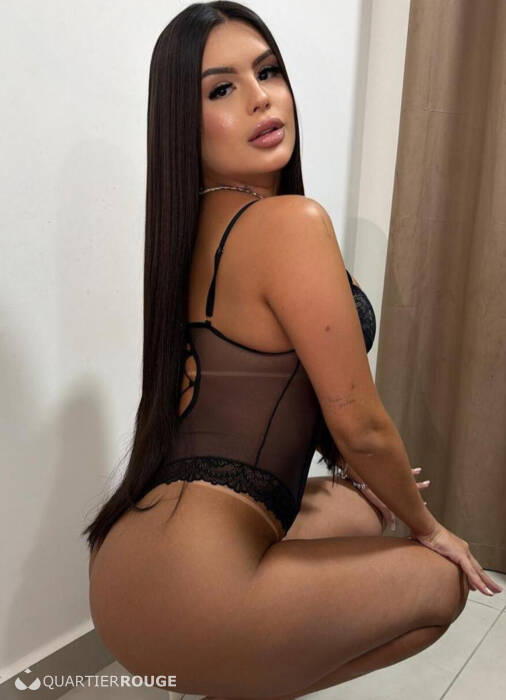 Juliaaa (Photo)