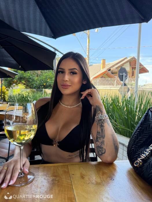 Nicole (Photo)