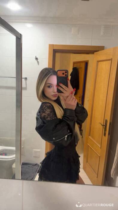 Nicolly (Photo)