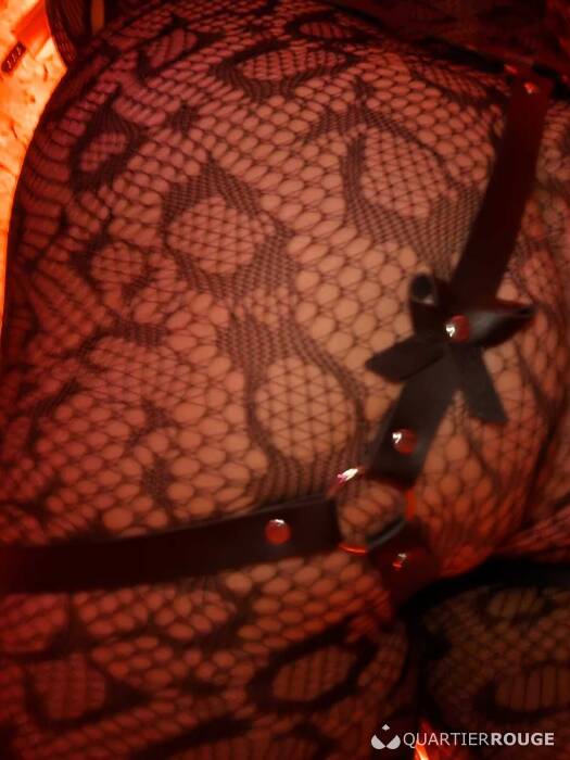Tantr\'domination (Photo)