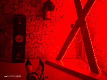 Tantr\'domination (Photo)