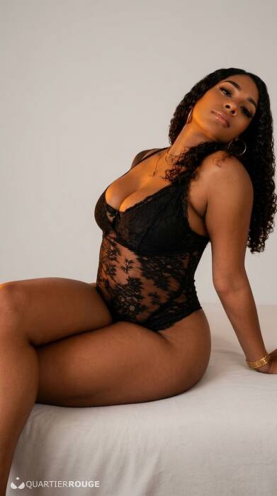 Karine (Photo)