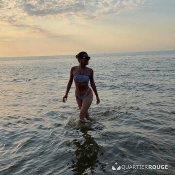 Nora (Photo)