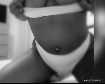 LuxNighty (Photo)