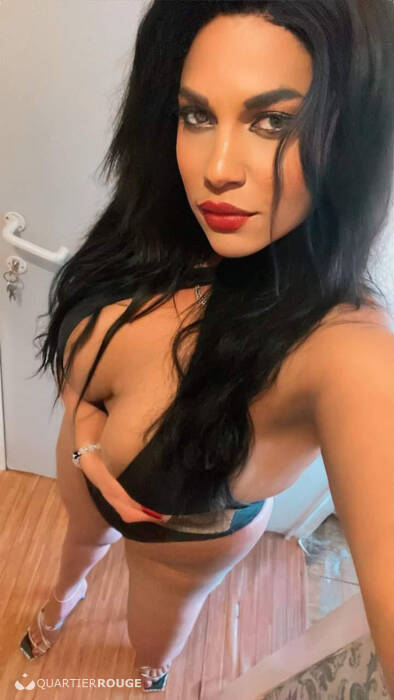 Alexandra Nunys (Photo)