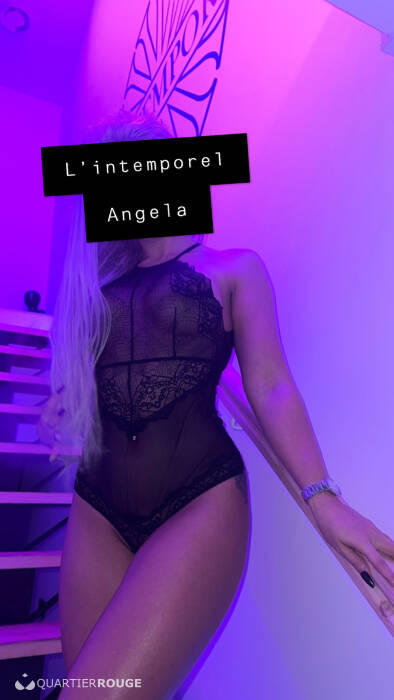 Angela (Photo)