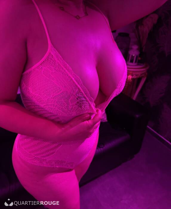 Samira (Photo)