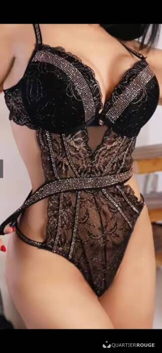 Sandy Tantra (Photo)