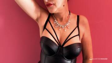 Natalya (Photo)