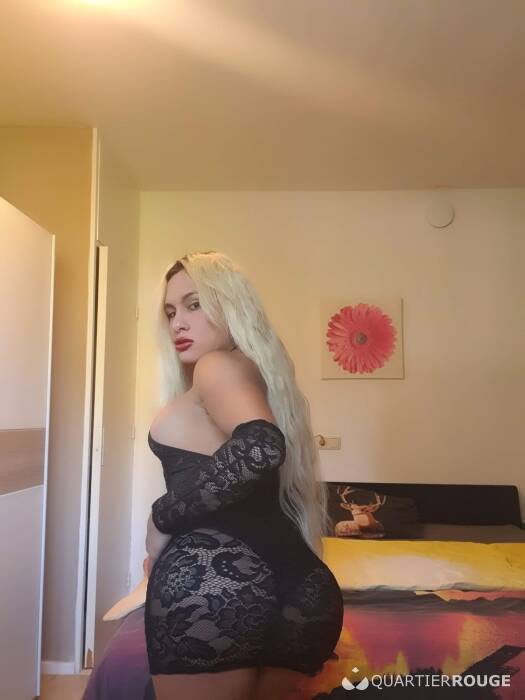 Trans DEBORA (Photo)