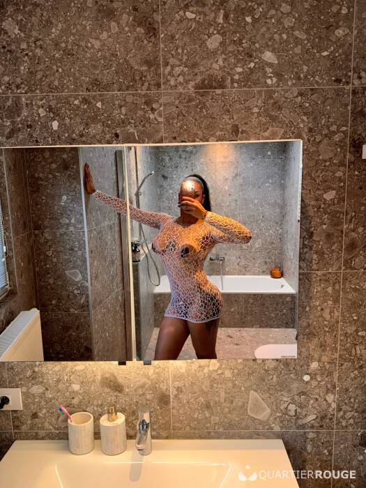 JUJU DOLL LAST DAYS (Photo)