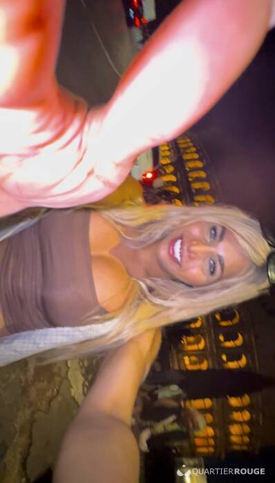 Sofia Party TS (Photo)