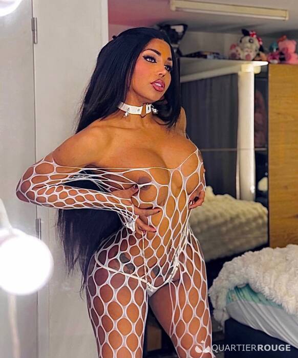 Sofia  TS (Photo)