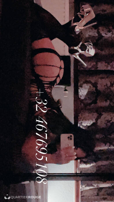 MARIA MORENA (Photo)