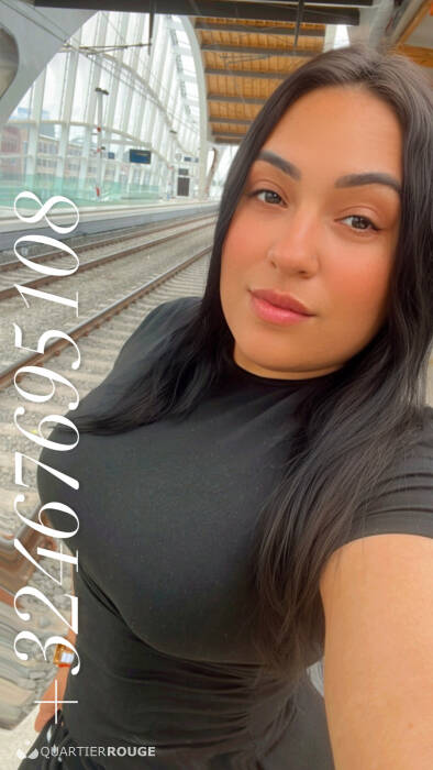 MARIA MORENA (Photo)