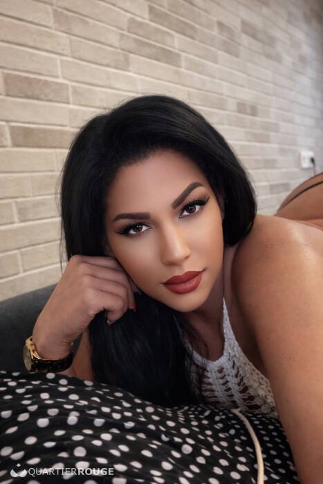 Alexandra Nunys (Photo)