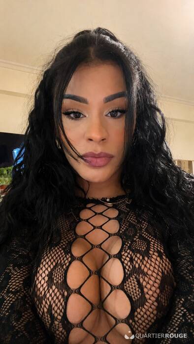 Larissa (Photo)