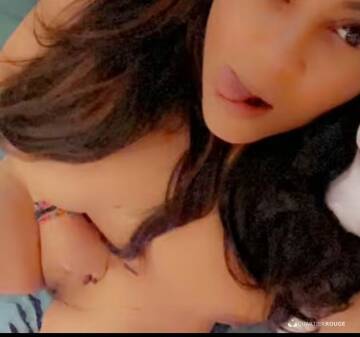 Mily (Photo)