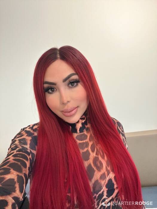 MOMMY HONEY (Photo)