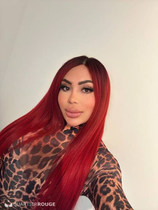 MOMMY HONEY (Photo)