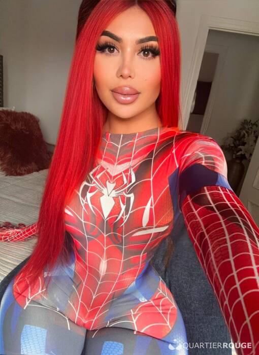 MOMMY HONEY (Photo)