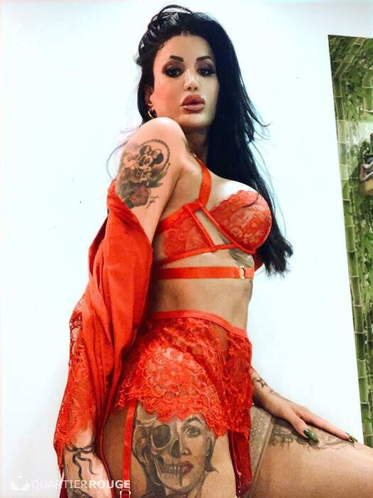 Alessandra tatto (Photo)