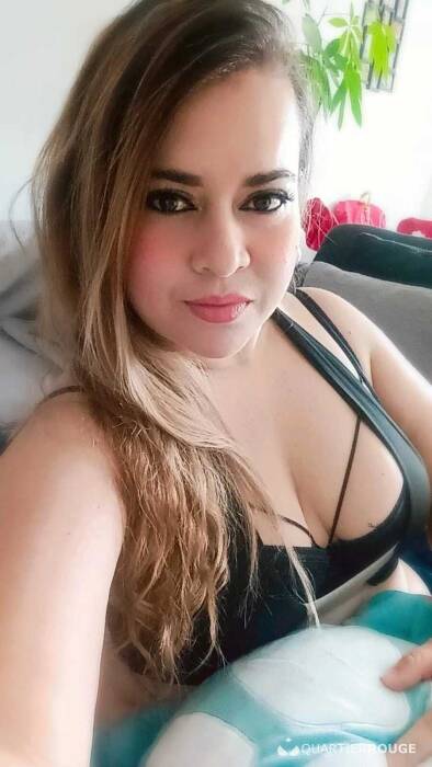 Alejandra Blondine (Photo)