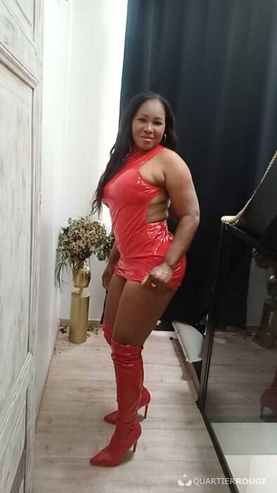 KIARA (Photo)