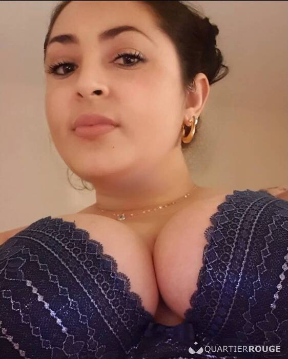 AMIRA (Photo)