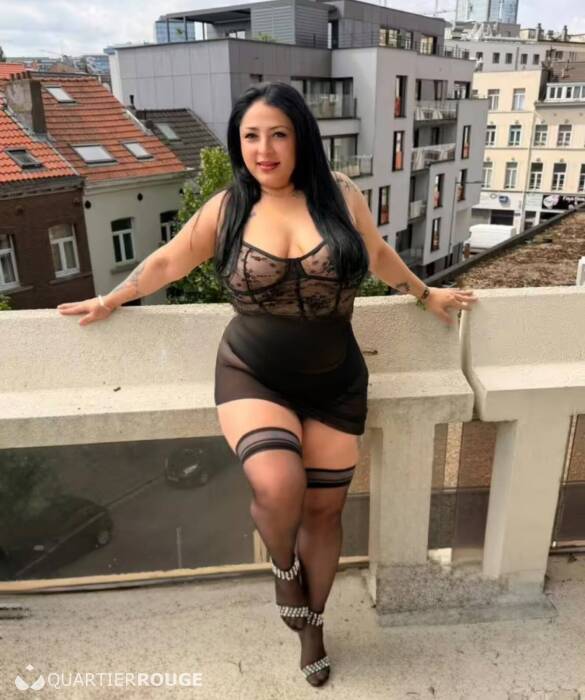 AMIRA (Photo)