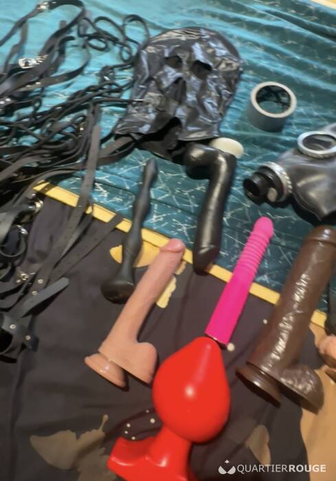 Amanda Souza (Photo)