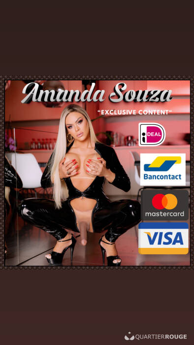 Amanda Souza (Photo)