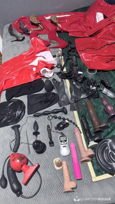 Amanda Souza (Photo)