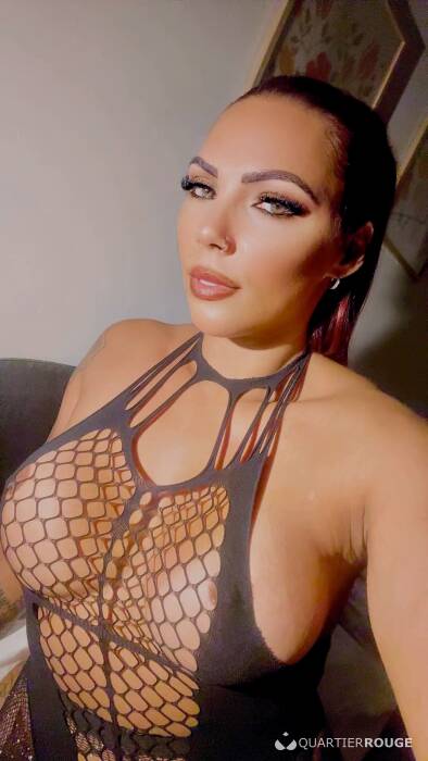 Soraya Vermelha (Photo)