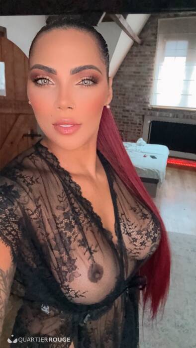 Soraya Vermelha (Photo)