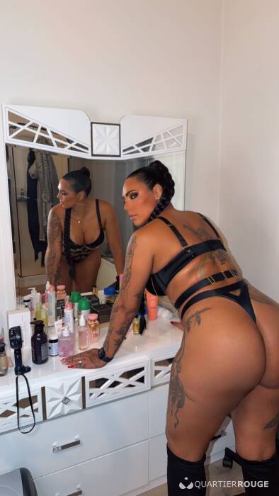 Soraya Vermelha (Photo)