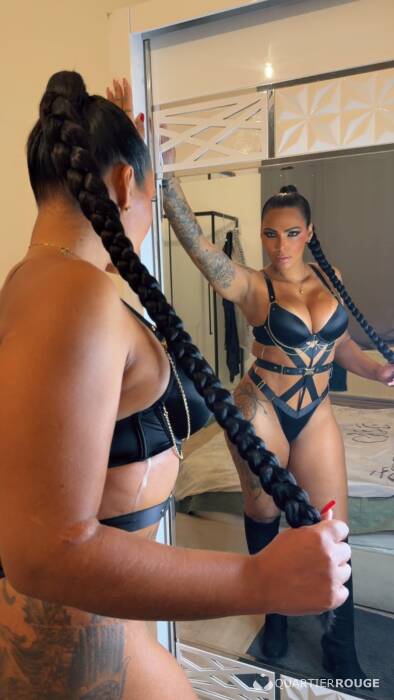 Soraya Vermelha (Photo)