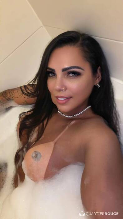 Soraya Vermelha (Photo)