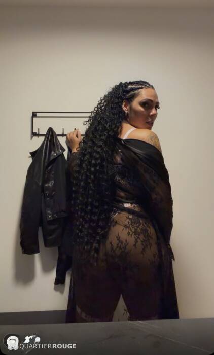 Soraya Vermelha (Photo)