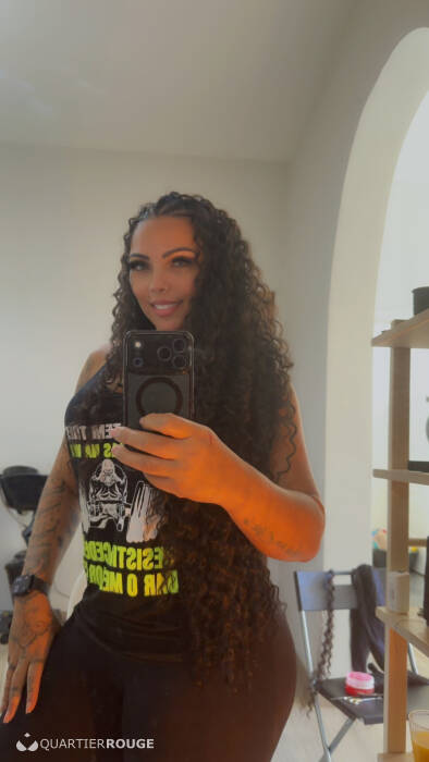 Soraya Vermelha (Photo)