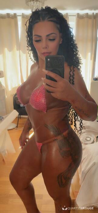 Soraya Vermelha (Photo)
