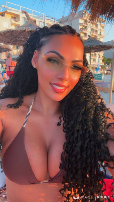 Soraya Vermelha (Photo)