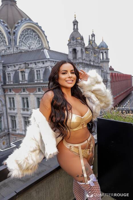 Luuh latina (Photo)