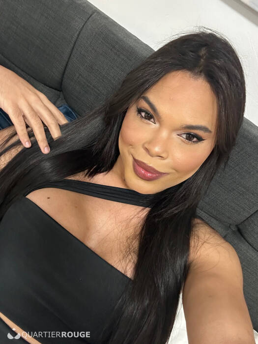 Naomi kandra (Photo)