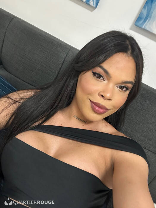 Naomi kandra (Photo)