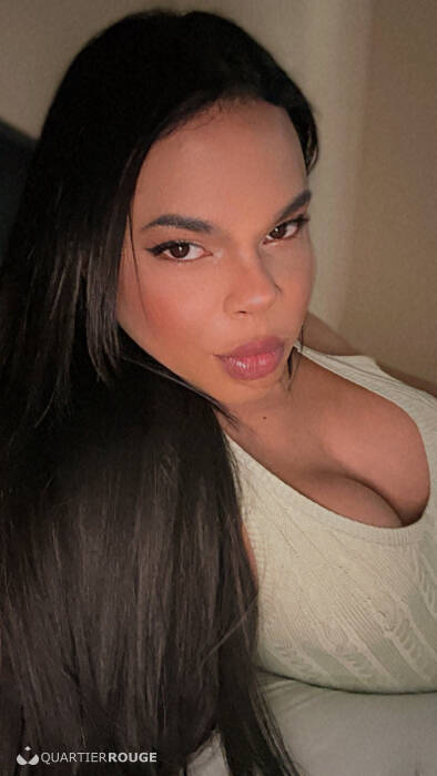 Naomi kandra (Photo)