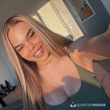 Naomi kandra (Photo)