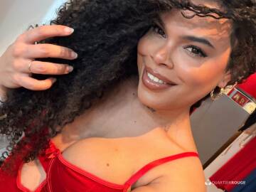 Naomi kandra (Photo)